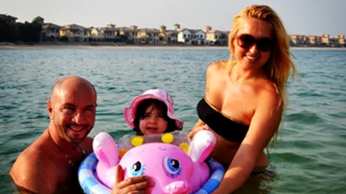 Uite ce familie fericita are Raluca Zenga! Se balacesc toata ziua in Dubai!