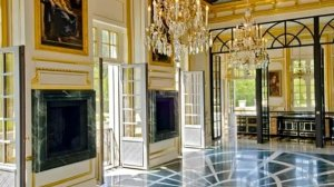 Cum arată interiorul palatului lui Gigi Becali? A costat 7 milioane de euro, în urmă cu 10 ani