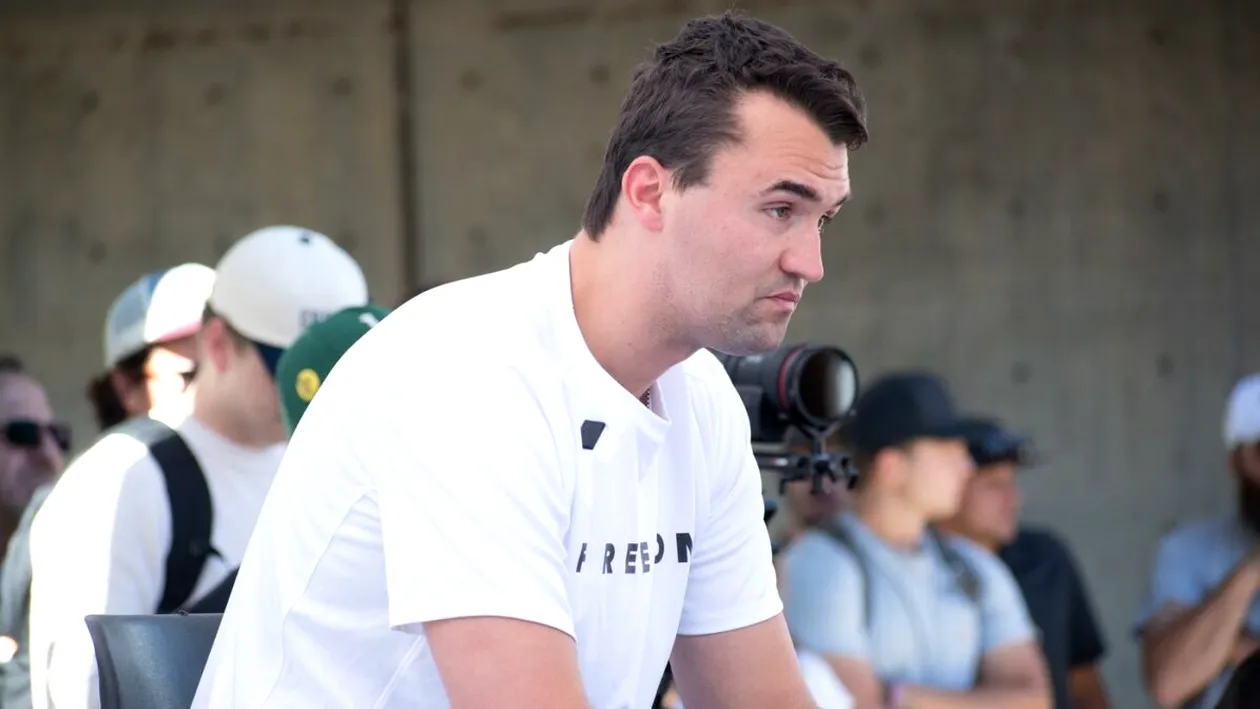 Ultimele 2 întrebări la care Charlie Kirk a răspuns. Ambele par a fi o coincidență cu asasinarea sa