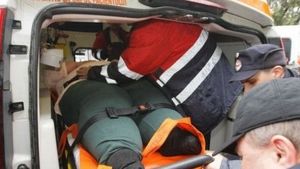 Un barbat de 300 de kg din Buzau a murit in drum spre spital! Avea 41 de ani si suferea de probleme cardiace!