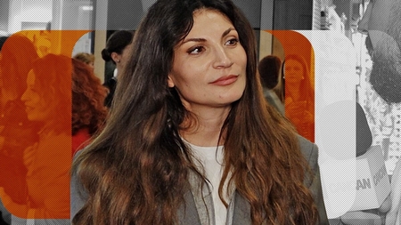 Uluitor! Ioana Ginghină e măritată, dar cererile în căsătorie curg la greu! Și nu e totul... : ”Ce ți-aș pupa corpul ăla al tău!”