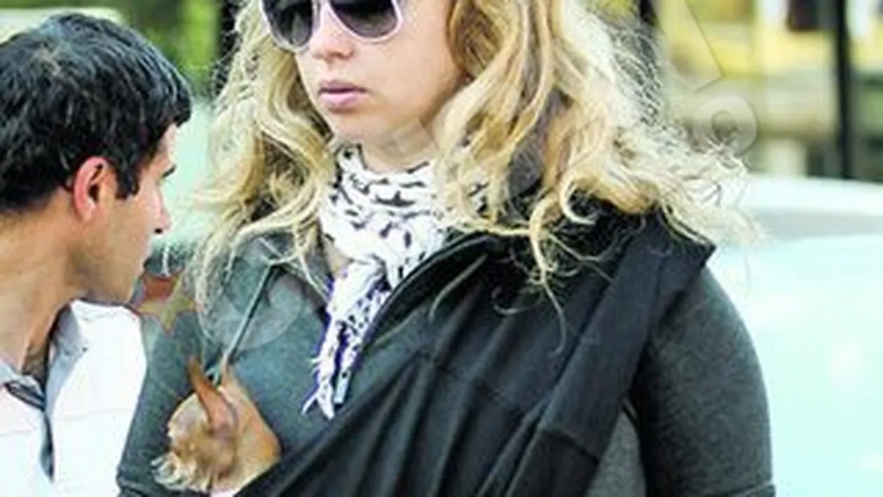 Anca Badiu s-a umplut de pete din cauza unui piept de pui