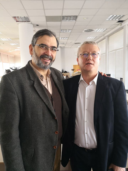 Medicul Răzvan Constantinescu, declarație halucinantă despre coronavirus: “Mă ofer voluntar să mă infectez cu virusul vieții”
