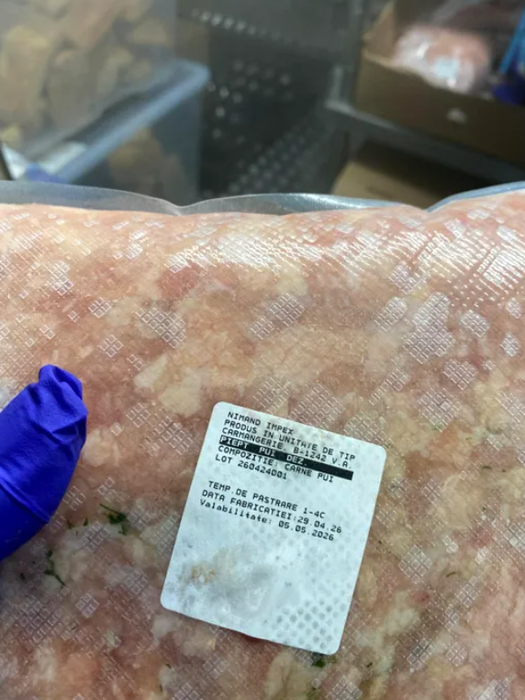 British School of Bucharest, prima reacție după ce ANSVSA a confiscat 60 de kg de alimente expirate: „Au fost păstrate într-un congelator!