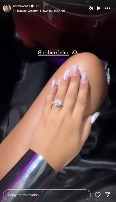 Andra Volos a primit inelul din partea lui Robert Lele / sursă: Instagram