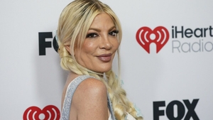Motivul pentru care Tori Spelling nu bea apă deloc. „Cum de mai trăiesc, nimeni nu știe”