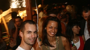 Șogori în club! Menage à quatre-ul care a făcut Bucureștiul să râdă: Chivu și Tudor Vasile și-au schimbat gagicile ca pe CD-uri