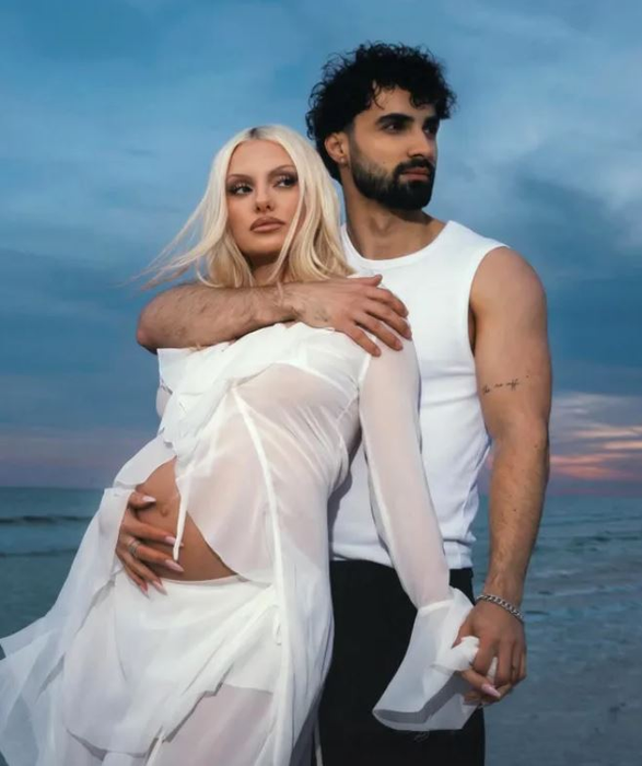 Cum va naște Alexandra Stan! Artista a făcut anunțul după o vizită la medic: „Eu am această afecțiune”