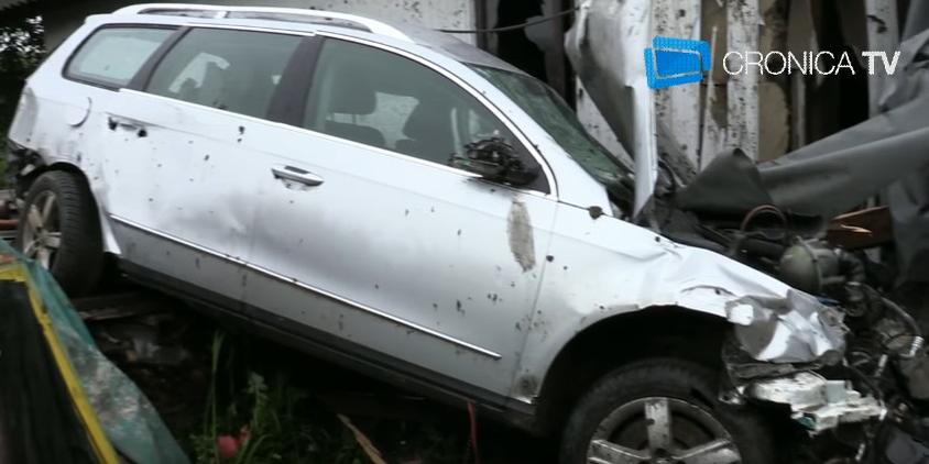 Un tânăr a provocat un accident teribil, după a zburat cu 250 de km/h pe şosea. Tragedia, transmisă live pe Facebook