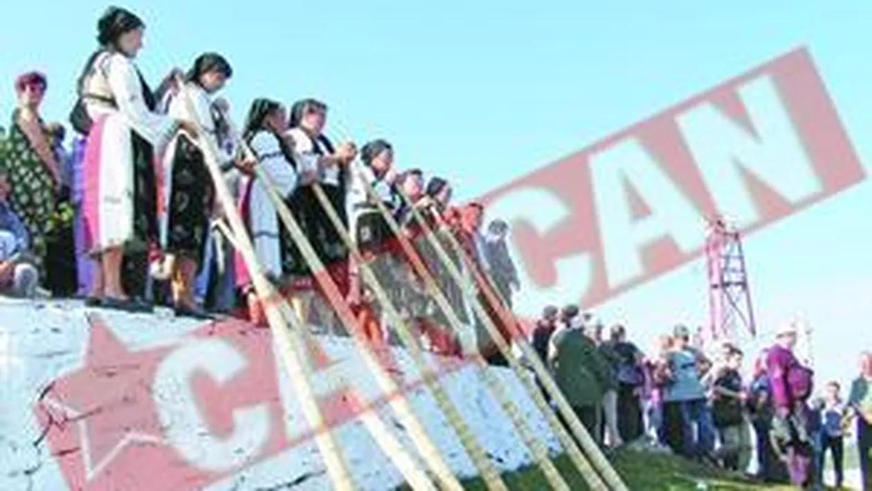 Fetele de pe Muntele Gaina, lovite de canicula