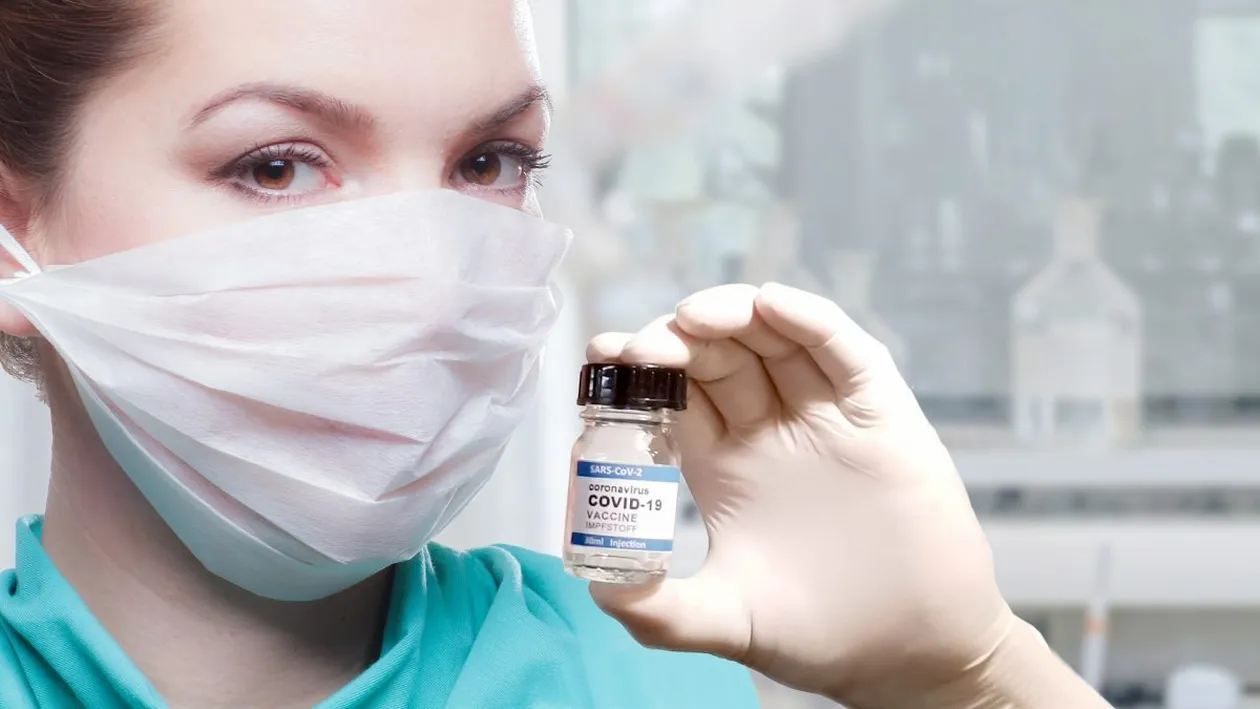 Valeriu Gheorghiță, detalii importante. Doar ei se vor putea vaccina împotriva COVID-19 cu serul de la AstraZeneca