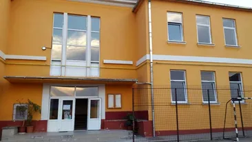 Profesor din Sebeș, acuzat că a lovit un elev care a avut un limbaj indecent