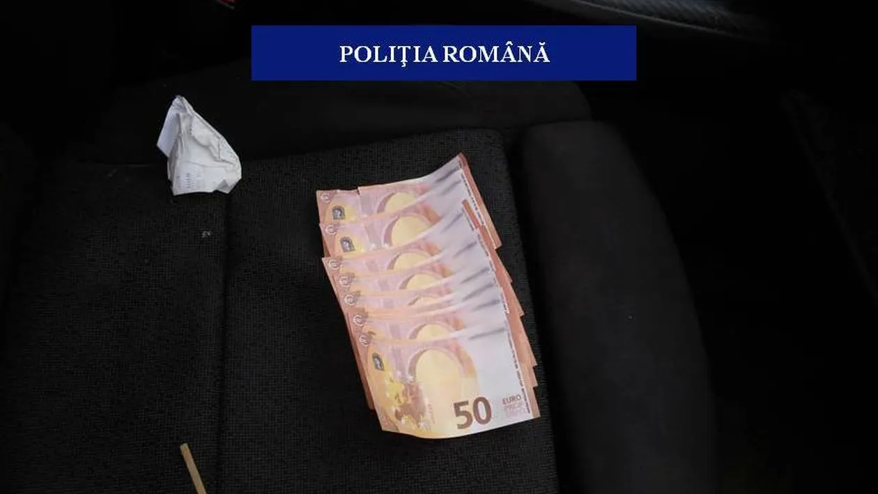 Acțiune în forță a polițiștilor! Trei bărbați, ridicați pentru că au pus în circulație bancnote false de 50 de euro