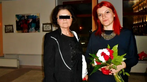 Directoarea Liceului de Artă din Focşani a demisionat, după ce au apărut poze cu ea goală alături de un elev