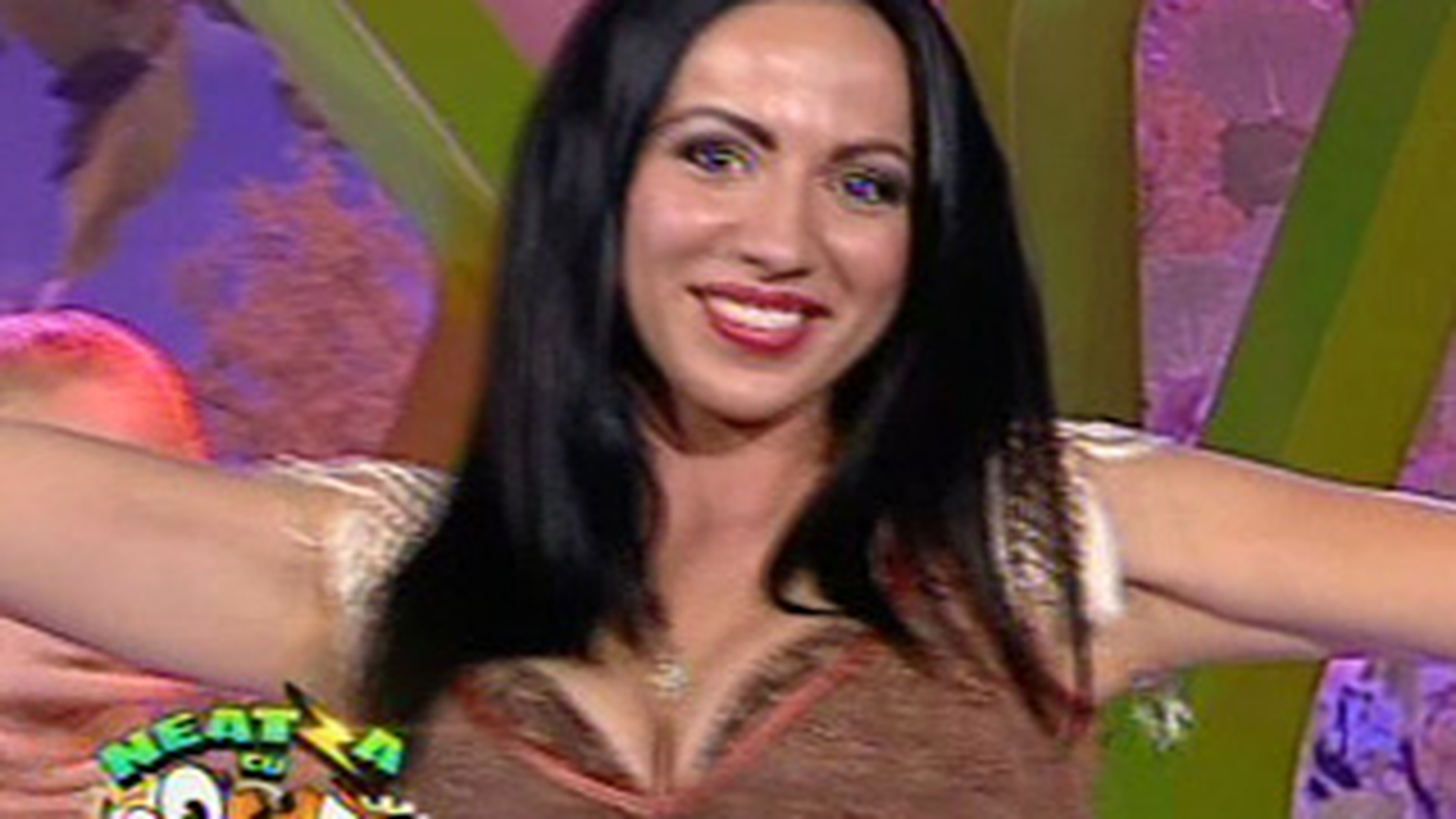 Roxana Marcu a revenit in muzica! Sissy Girls se numeste trupa cu care vrea sa faca ravagii in aceasta vara - Asculta piesa "Que Sera"
