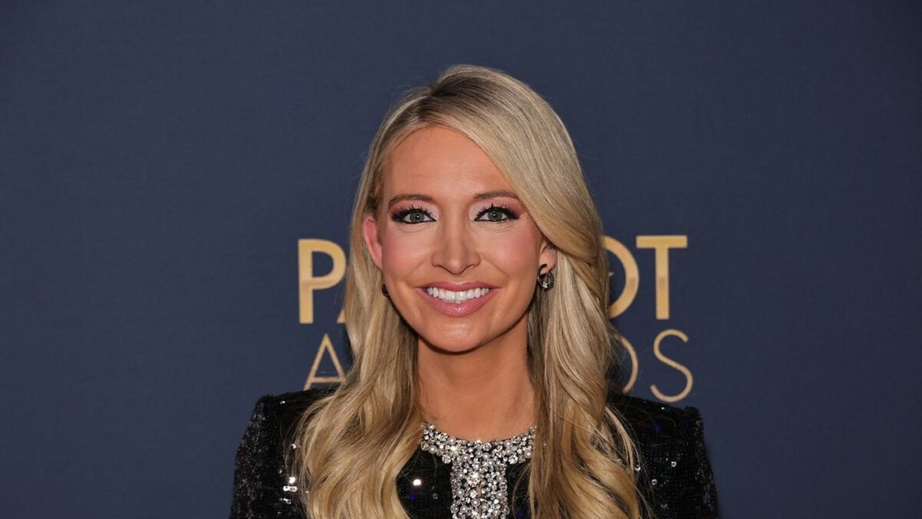 Este însărcinată pentru a 3-a oară! Celebra prezentatoare TV a făcut anunțul în direct