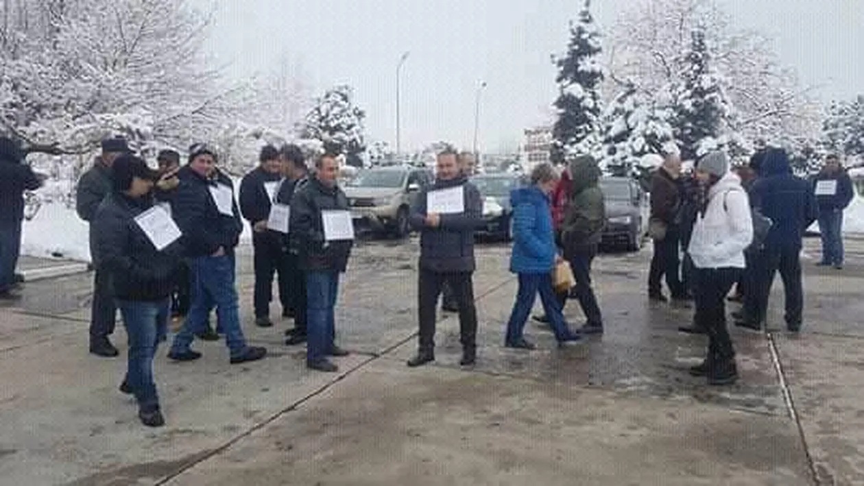 Gest extrem: 48 de salariați de la Oltchim sunt în greva foamei