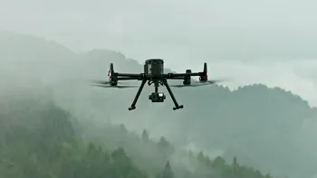 Uber a început livărirle cu drone. Comanda ajunge în trei minute în Irlanda
