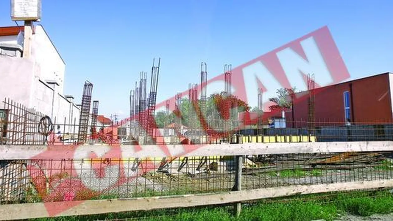 Codrea conduce masina altuia