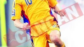 Adi Mutu l-a "combinat" pe Tanase in cantonament