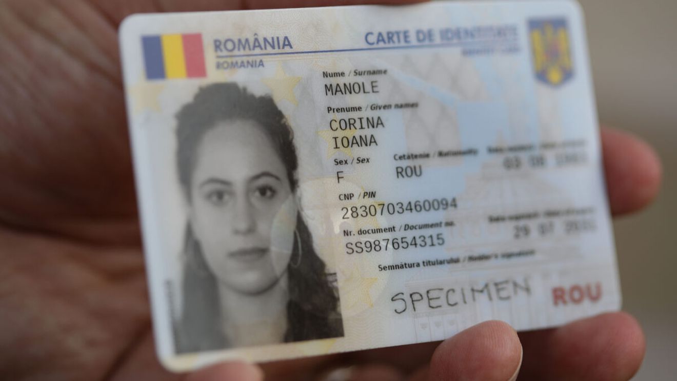 Se schimbă buletinele din nou! Ce dispare de pe ele, pentru siguranța tuturor românilor