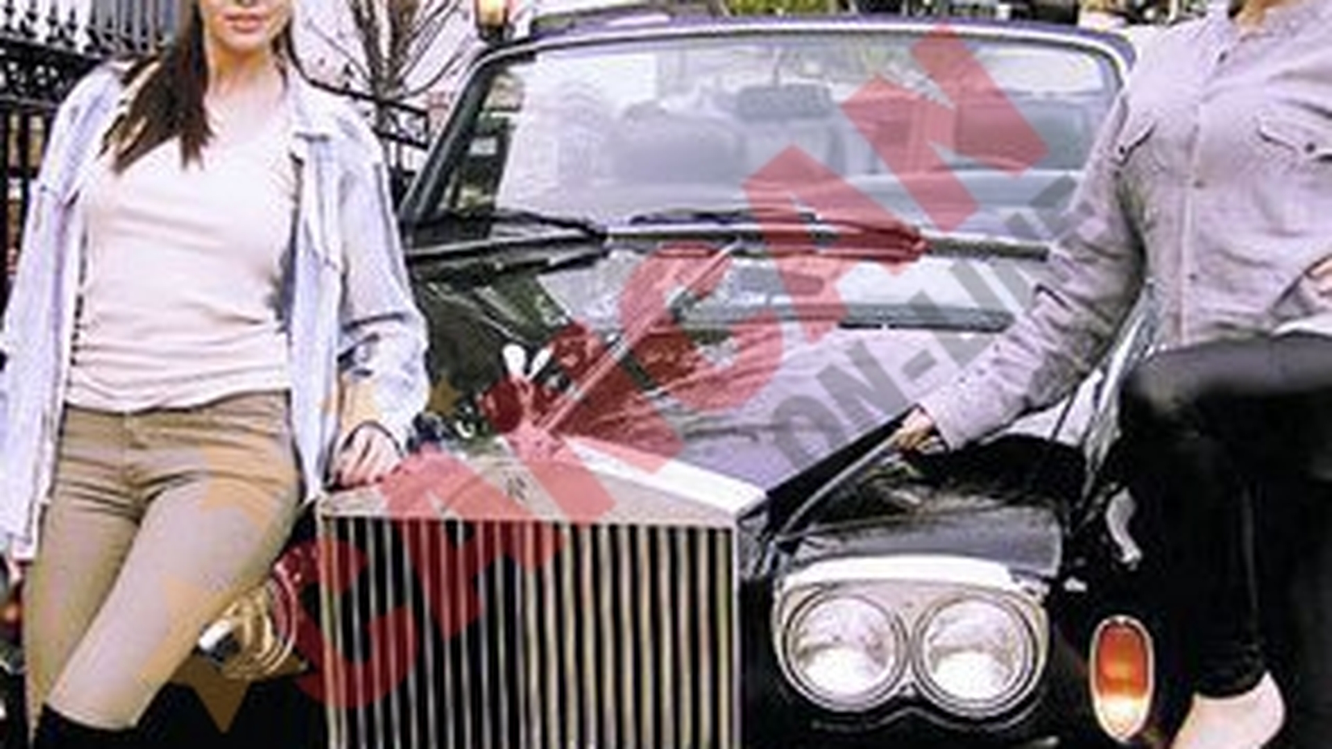 Face parada cu Rolls Royce-ul unui prieten