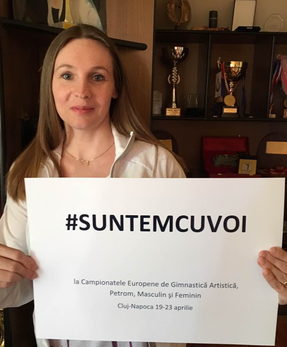 Îți mai aduci aminte de Simona Amânar, gimnasta care făcea furori în anii ’90? Abia o recunoști acum
