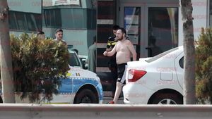 Ultimele imagini cu Andrei Versace în public. A fost reținut de poliție imediat și dus la secție FOTO