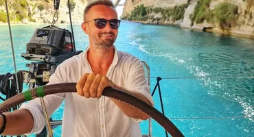 A traversat un ocean ca să-și salveze cariera, dar a pierdut tot! Mikey Hash, mărturisiri despre eșecul care l-a îngenuncheat