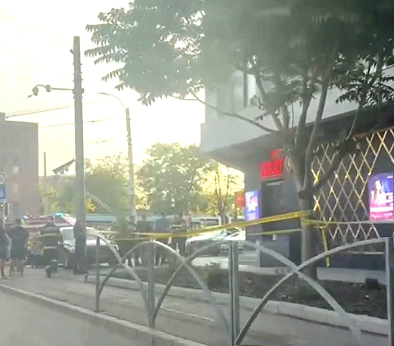 Tragedie în Capitală! O fetiță de doar 2 anișori a căzut de la etajul unui bloc