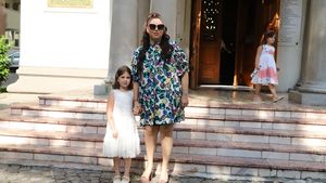 Toți invitații și-au dat coate! Oana Roman, într-o rochiță foarte scurtă la nunta Adelinei Pestrițu