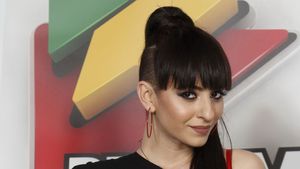 Giulia si fetita ei au iesit la agatat pe faleza de la Galati! Iata-le in actiune!