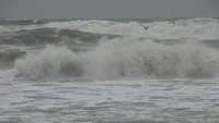 SINUCIDERE din dragoste. Un tanar din Constanta s-a aruncat in mare, dupa ce si-a anuntat tatal ca...