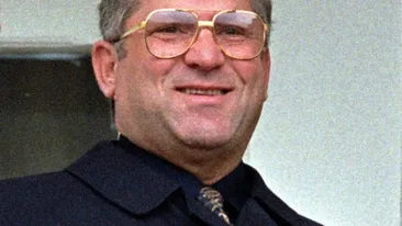 Dallas-ul de Romania a ajuns o groapa de gunoi! Imaginile apocaliptice ale prabusirii unui imperiu de milioane de dolari!