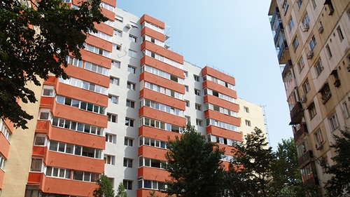 Tragedie în Capitală! O tânără a cazut de la etajul 10 dintr-un bloc din Drumul Taberei
