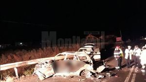 FOTO / Ei sunt tinerii care au murit arşi de vii, după ce maşina lor a fost implicată într-un accident terifiant