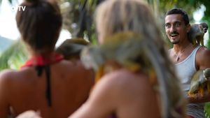 Scene şoc la Survivor România! I-a desfăcut sutienul, în direct. Reacţie fabuloasă a lui Marian Drăgulescu: "Aoleu"