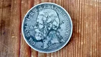 Verifică dacă ai pe-acasă! Cu ce preț se vinde o monedă de 5 lei din anul 1881, acum, în 2022