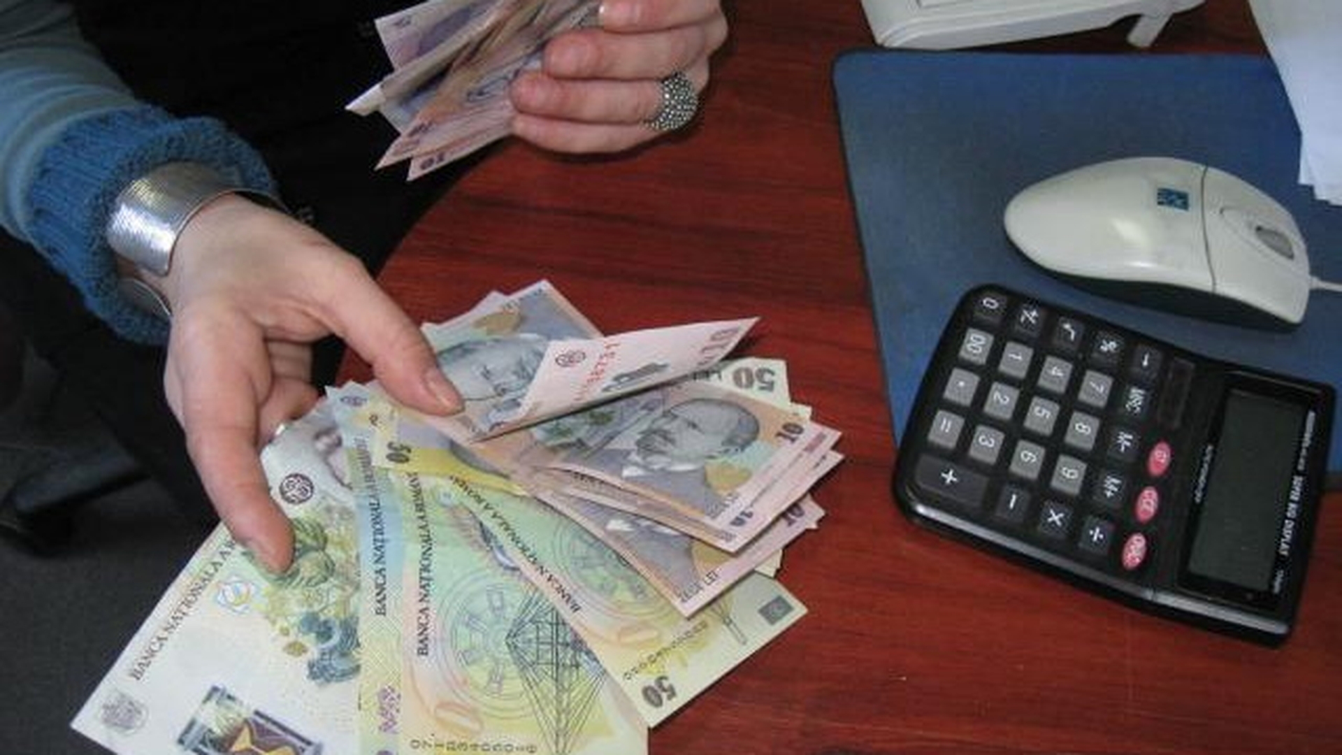 Metoda perversa prin care un bucurestean a fost escrocat de 170.000 de euro de un politician din Romania: "Am aflat prea tarziu"