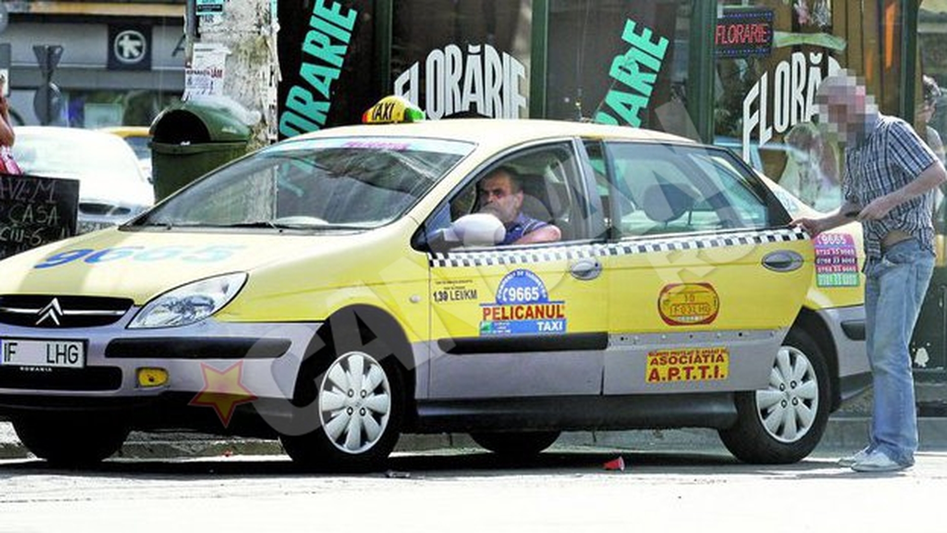 "Pelicanul" terorizeaza taximetristii bucuresteni
