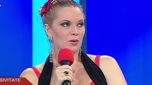 VIDEO Viorel Lis o insala pe Oana? Vezi reactia ei dupa ce a vazut imaginile compromitatoare cu el: "M-ai facut de c***t aici si acum vreau sa stiu cine este!"