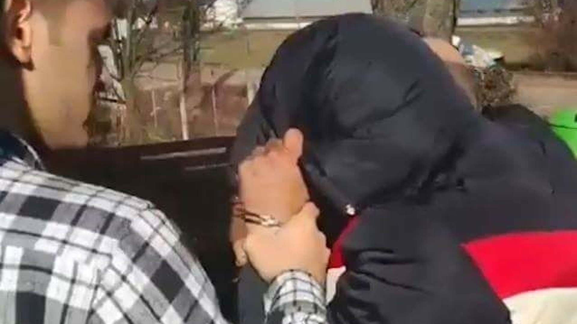 Un adolescent de 13 ani este acuzat că a violat un băiat de 5 ani