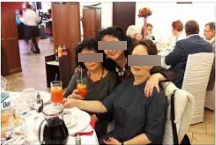 Petrecăreţii s-au ”tras” în poze, pentru a-şi aminti de mega-petrecerea de la han