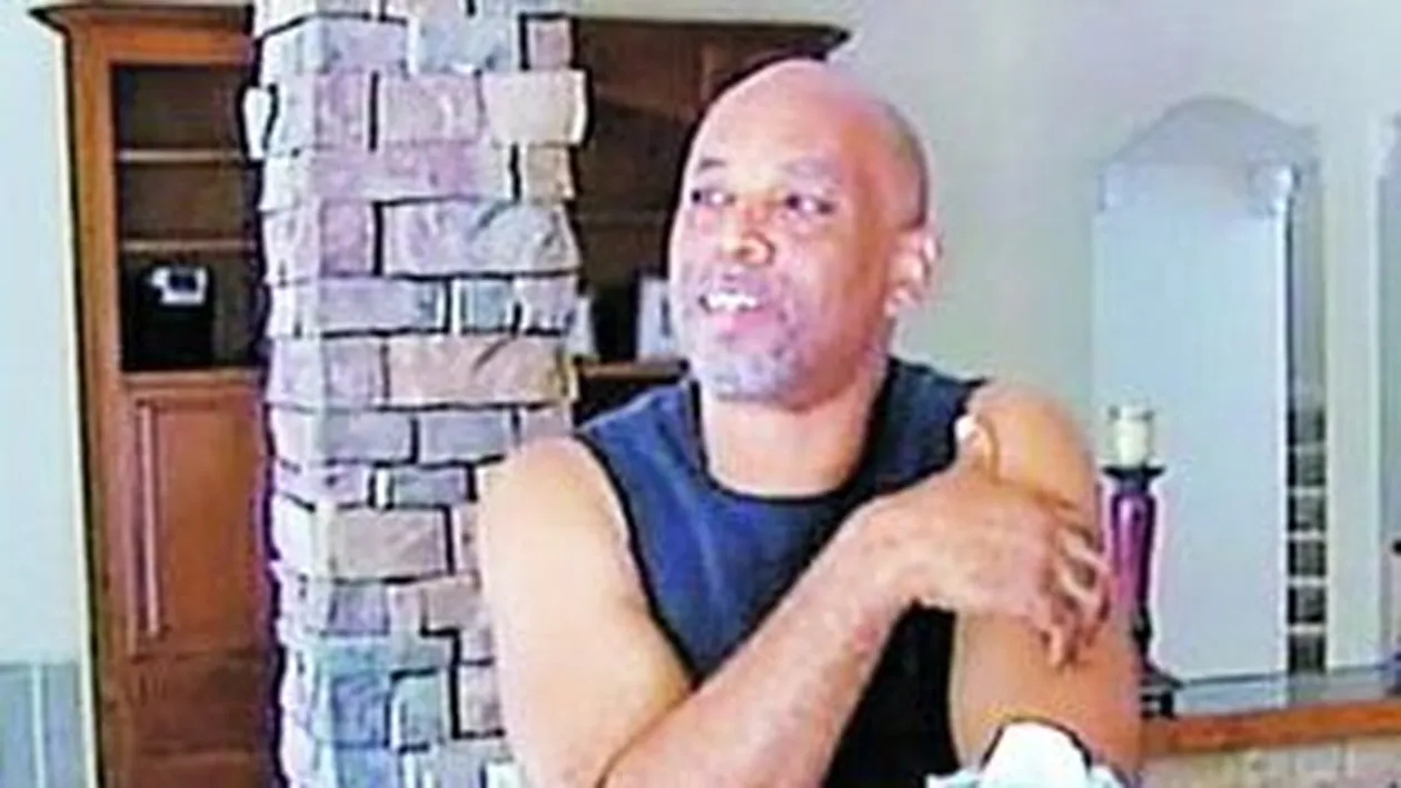 A profitat de o chichita legislativa! Si-a luat o super-vila cu 16 dolari