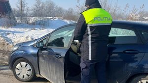 Amendă de 5.000 de lei pentru un taximetrist și autorizația suspendată. Greșeala pe care a făcut-o acesta