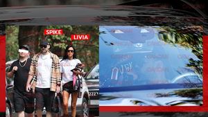 Primele declarații ale lui Spike, după ce a fost surprins de CANCAN.RO sărutându-se cu Livia lui Cătălin Bordea, prietenul său bun: “Ne mai și sărutăm, suntem...”