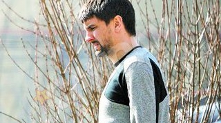 O dedicatie a dezlantuit scandalul din lotul Stelei! Gigi a aflat cine sunt petrecaretii de la han