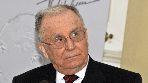 S-a aflat motivul real care l-a băgat pe Ion Iliescu în spital! ”Se pare că a ...”