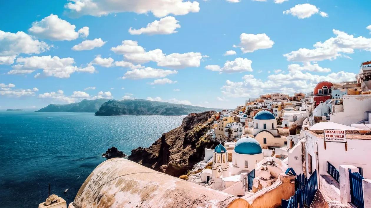 Grecia dă startul sezonului turistic! Cei care plănuiesc o vacanță pe teritoriul elen trebuie să îndeplinească anumite condiții