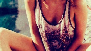 Asemanarea incredibila intre Alexandra Stan si Victoria Beckham. Secretul pe care-l impartasesc le-a costat o mica avere!